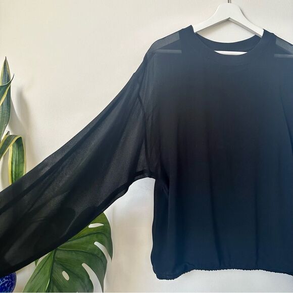Aritzia Babaton 100% Silk Sheer Top in Black Size M - Picture 4 of 5